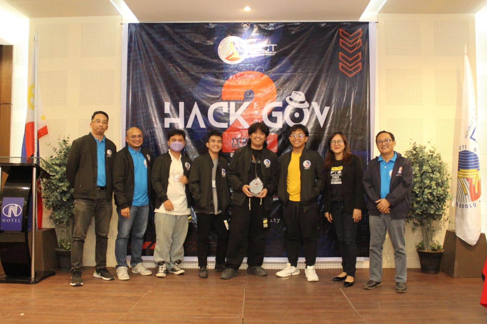 Project0x7 receiving the first runner-up award at Hack4Gov 2